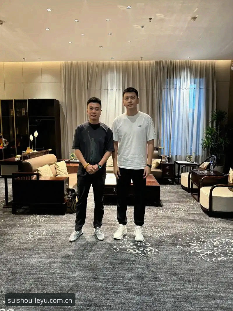 C罗的压力，杨鸣凭什么隔着屏幕都能看出来？